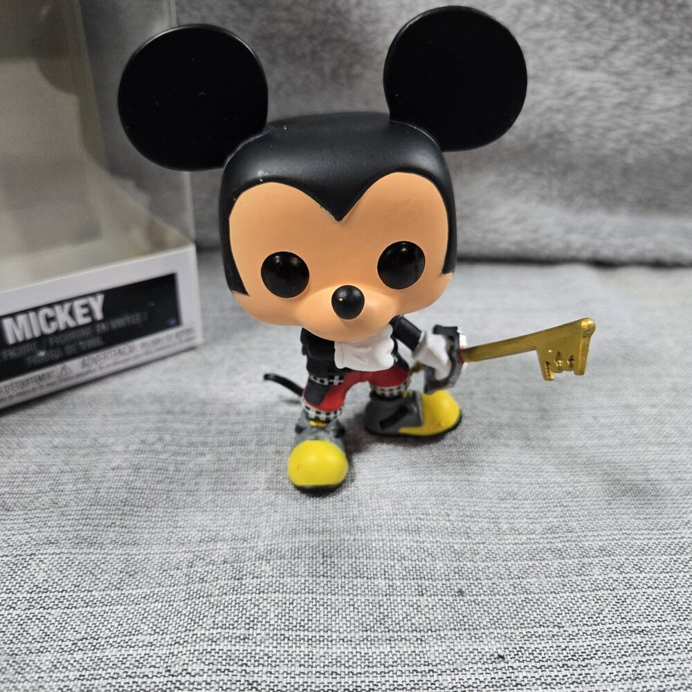 Mickey 489 Disney Kingdom Hearts Funko Pop Vinyl Figure Video Game Collectible